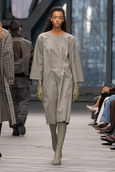 Look 38